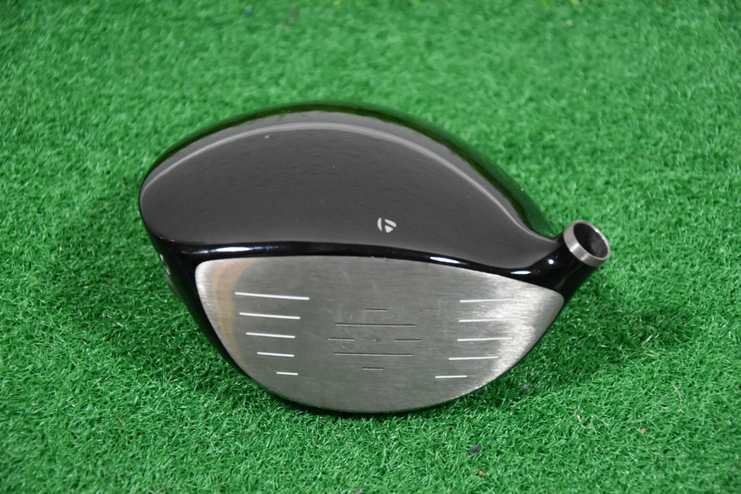 Taylormade R9 Tour Issue Driver 10.5° (Head Only) - Image 2