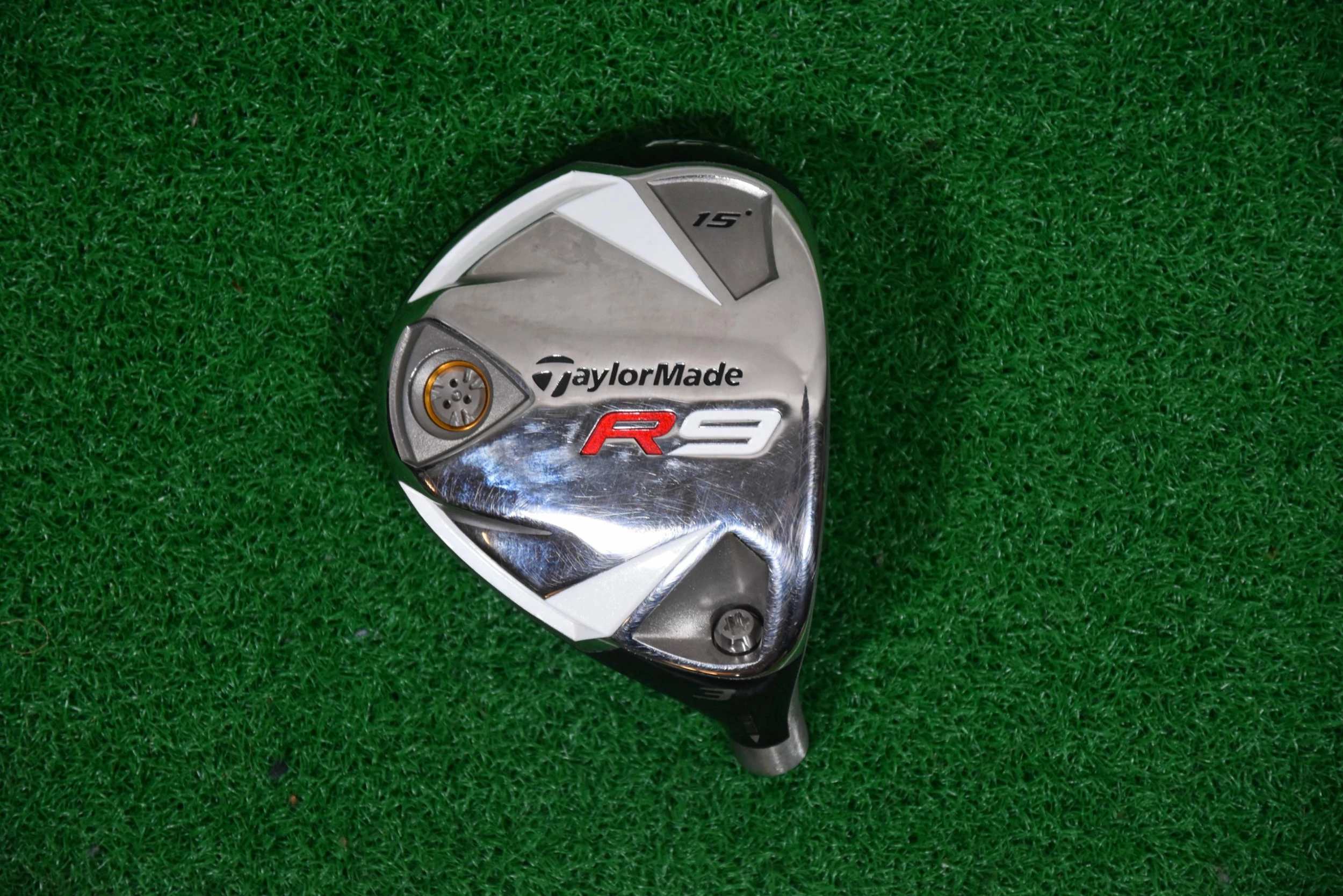 Taylormade R9 Tour Issue 3-Wood 15° (Head Only)